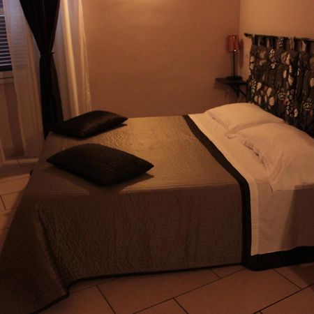 San Lorenzo Rooms Roma Exterior foto