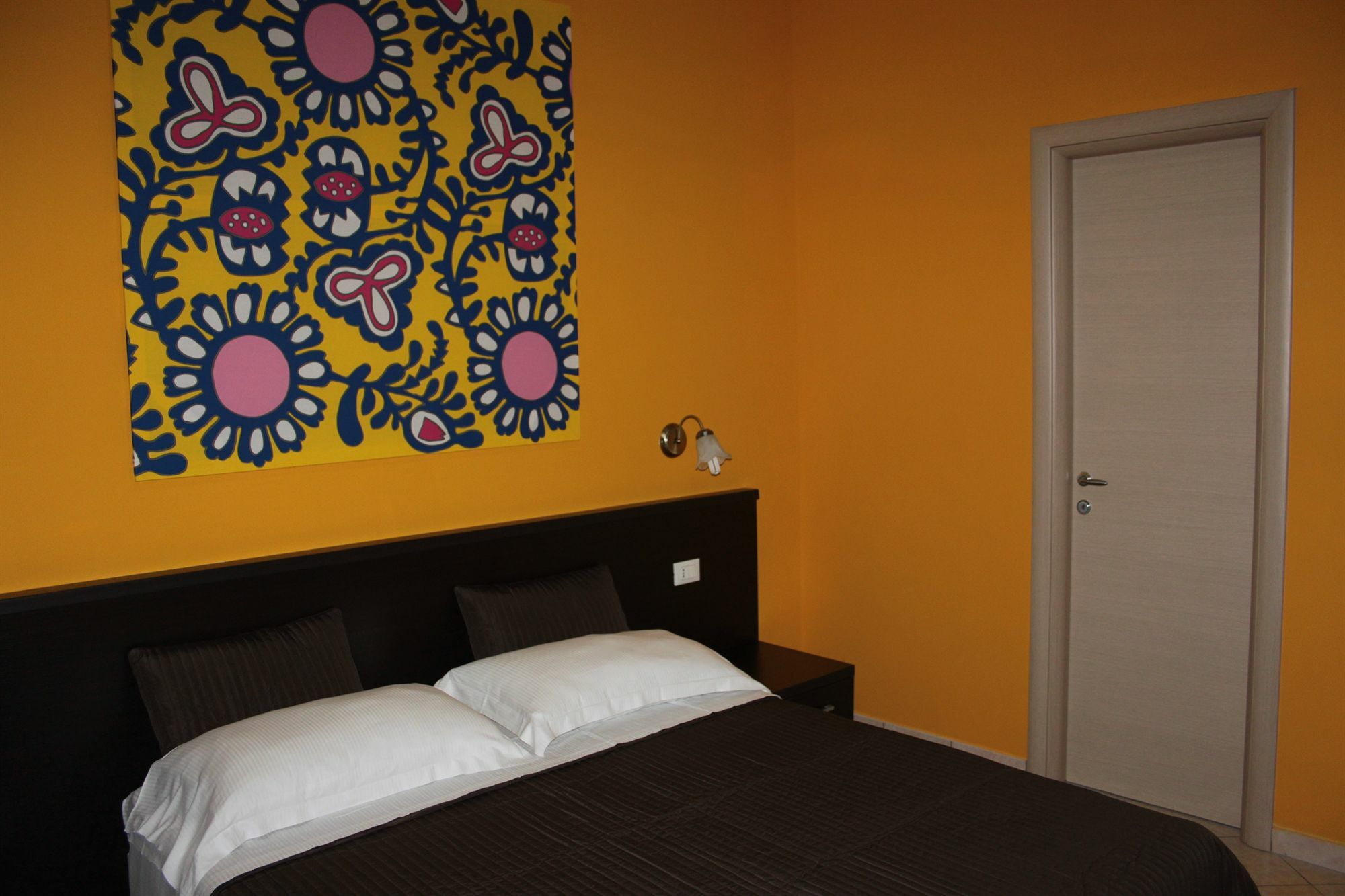 San Lorenzo Rooms Roma Exterior foto