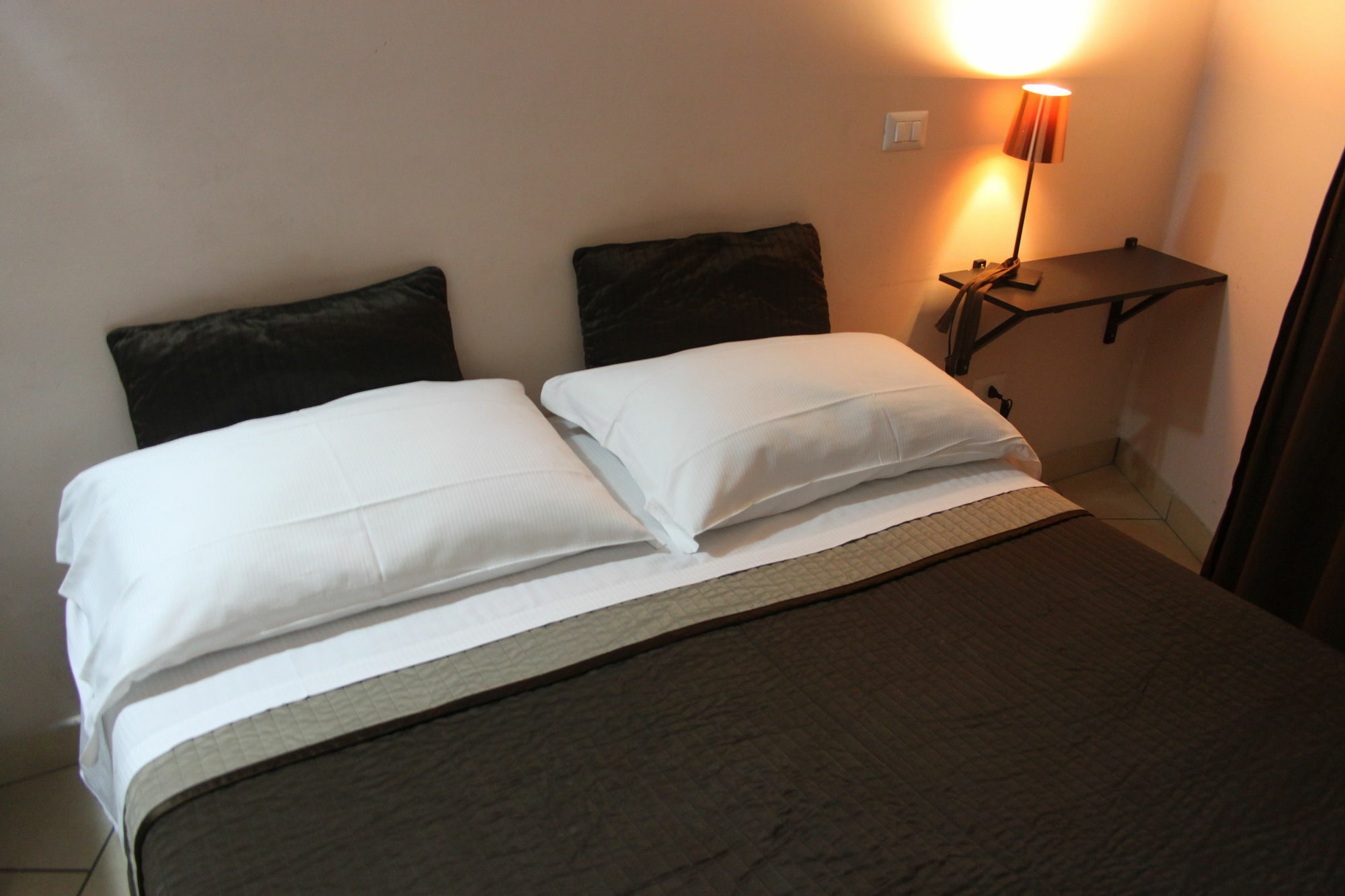 San Lorenzo Rooms Roma Exterior foto